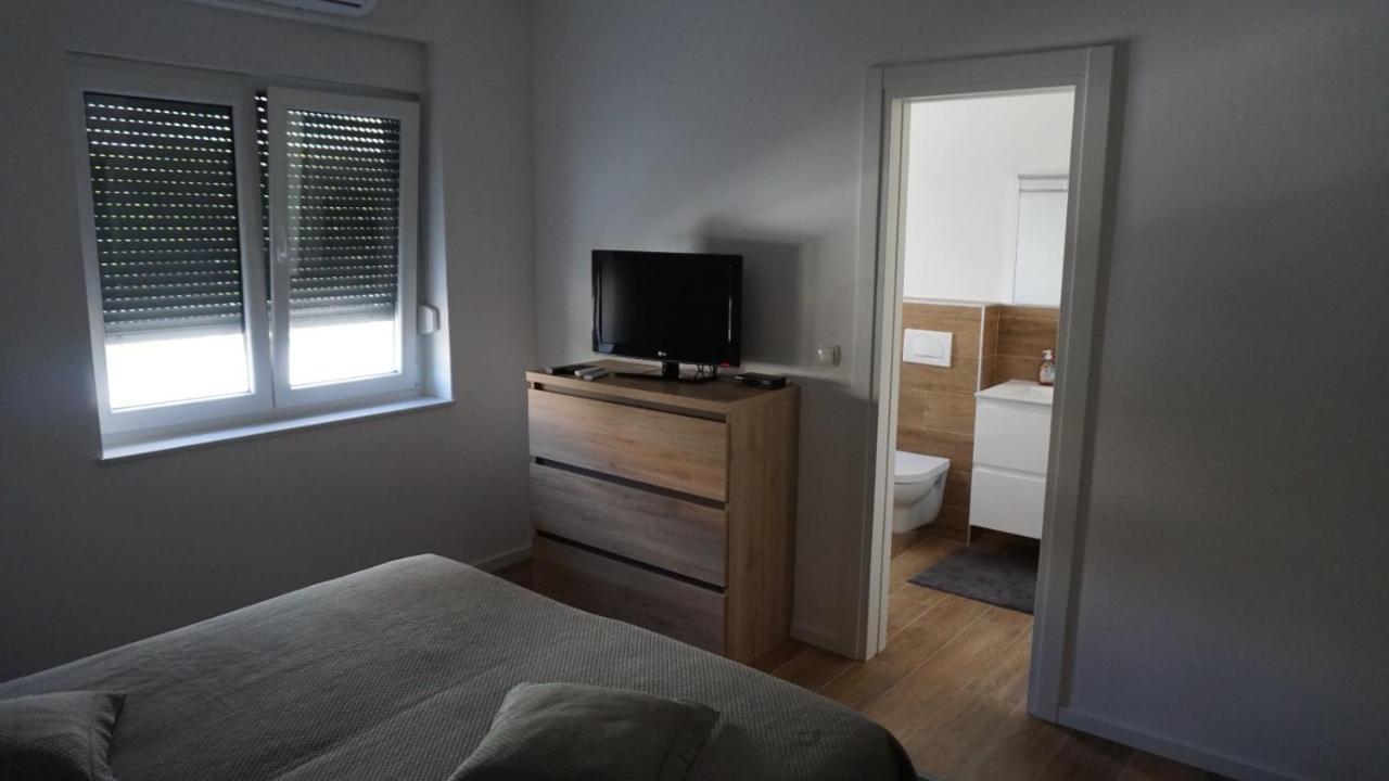Apartments Jozef Vodice Kültér fotó